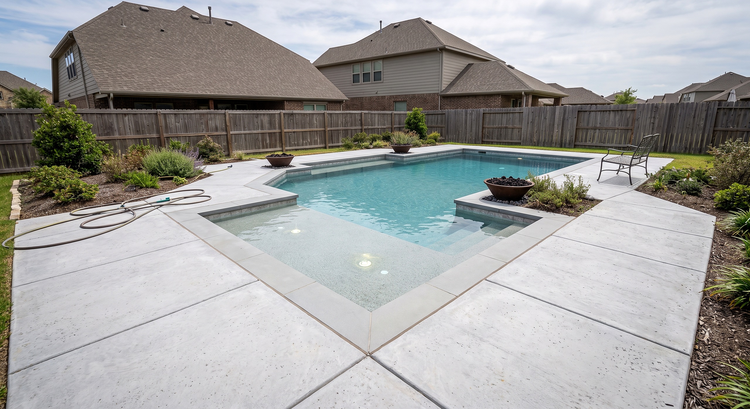Drift Walk, Geometric / Modern pool