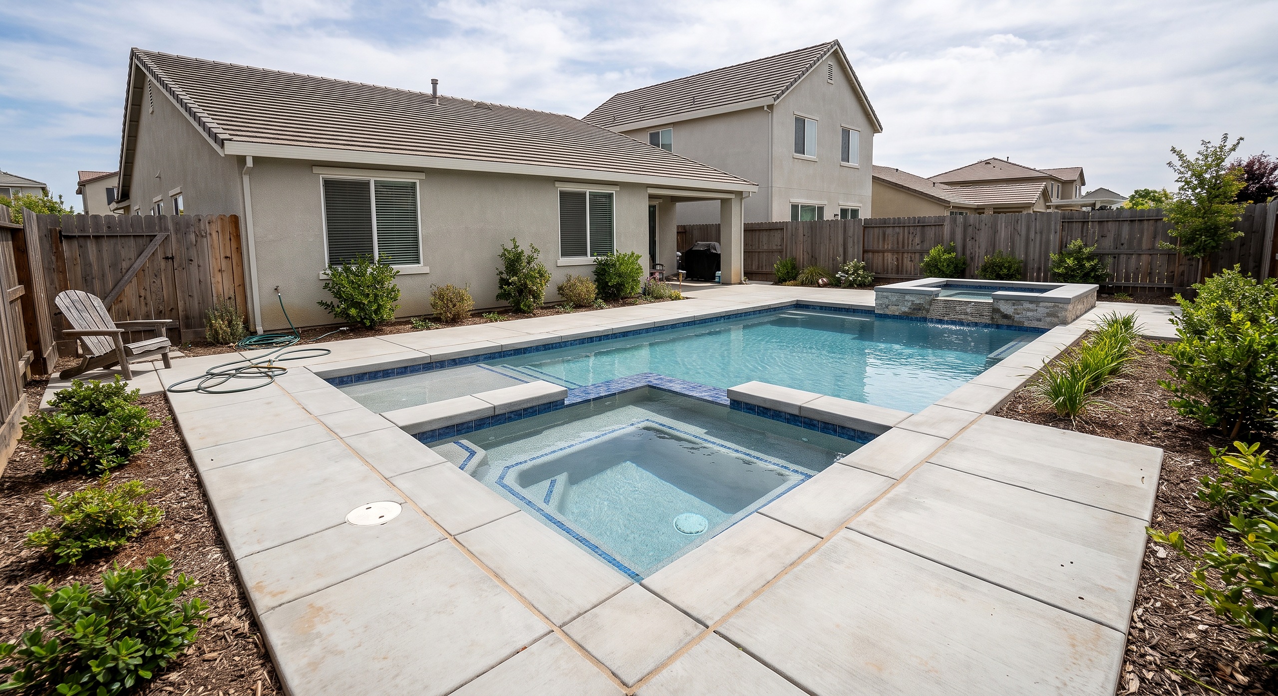 Elm Field, Plunge pool