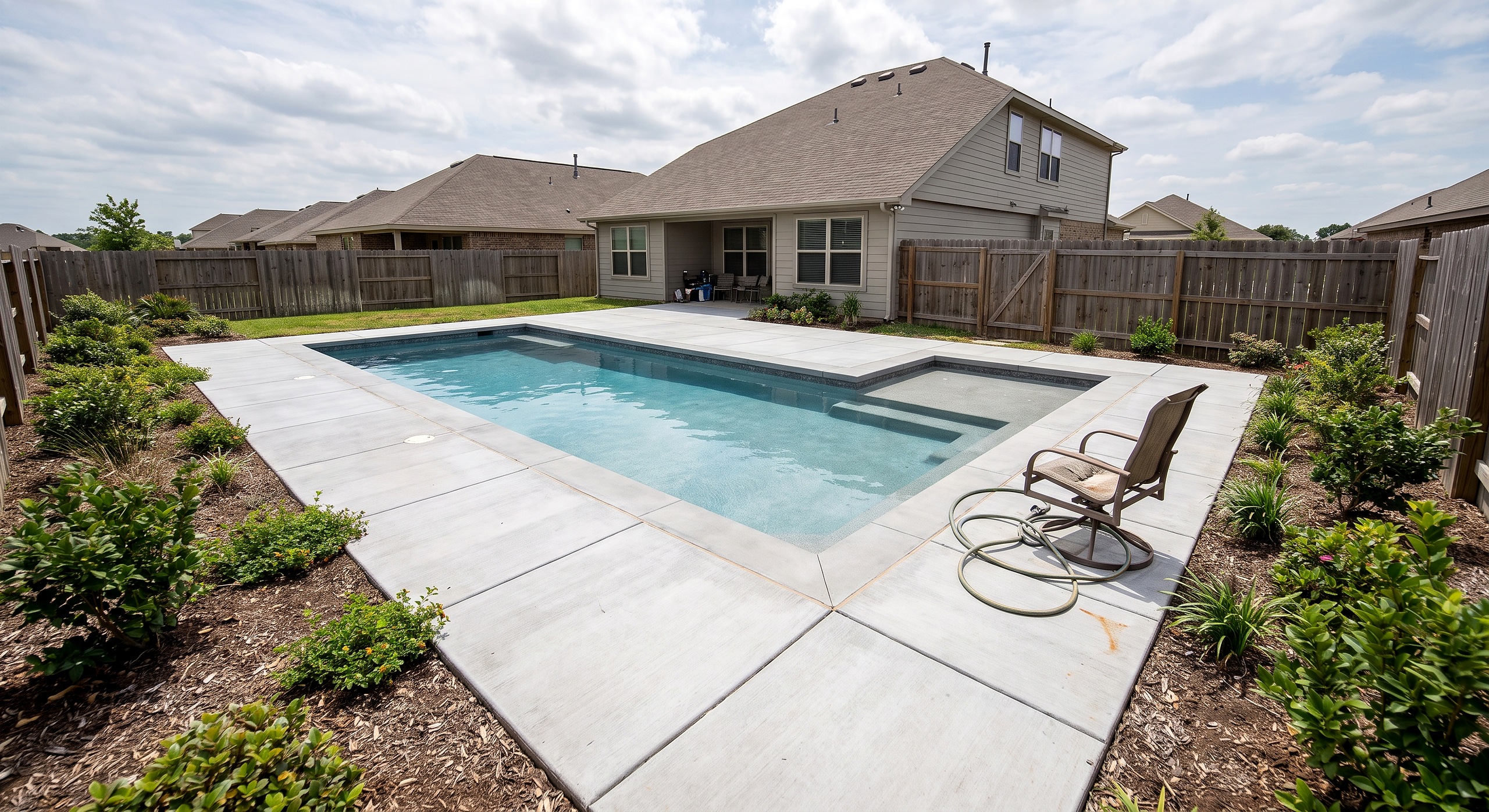 Willow Step, Cocktail pool