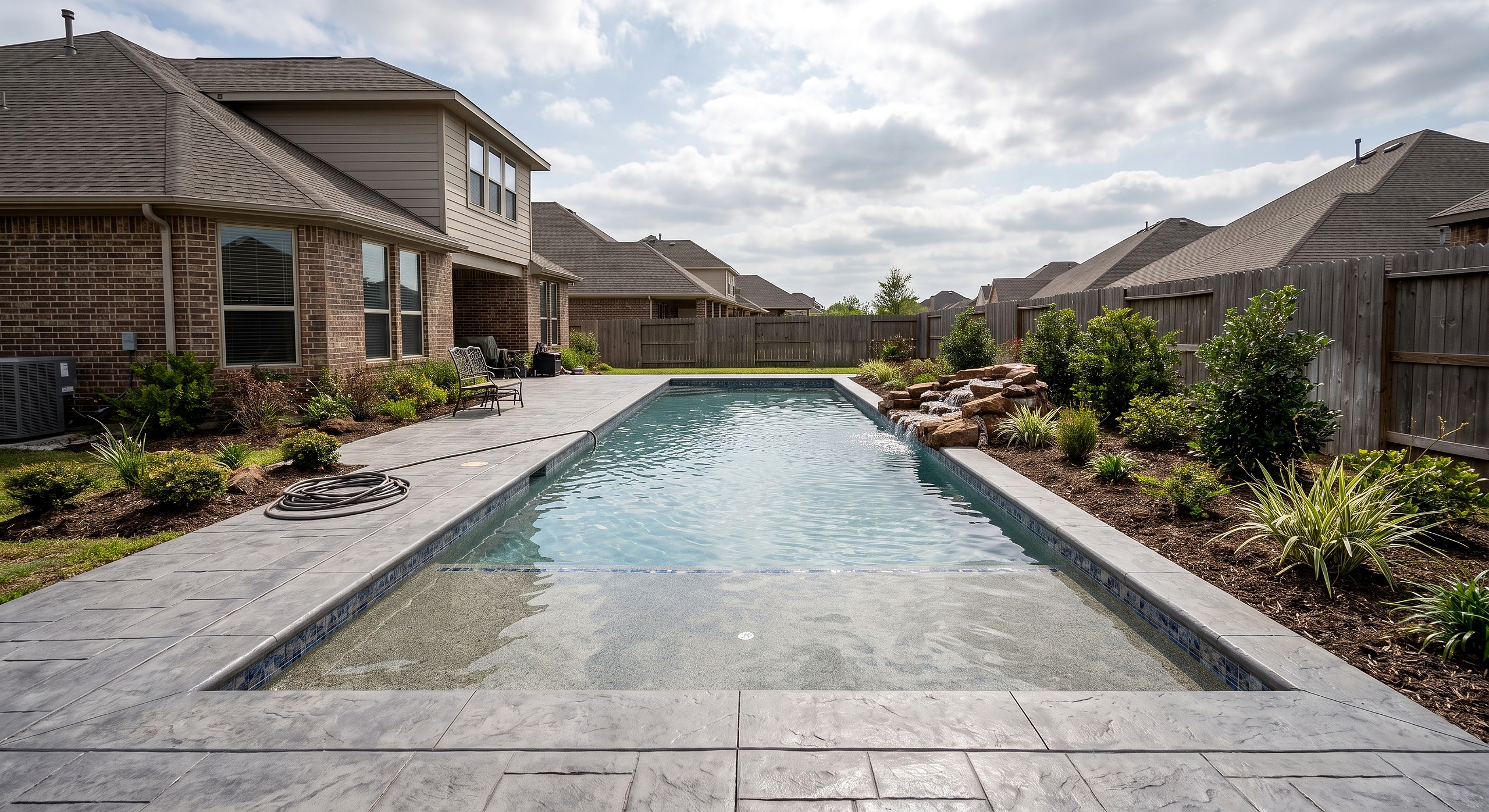Briar Yard, Sport / Lap Pool pool