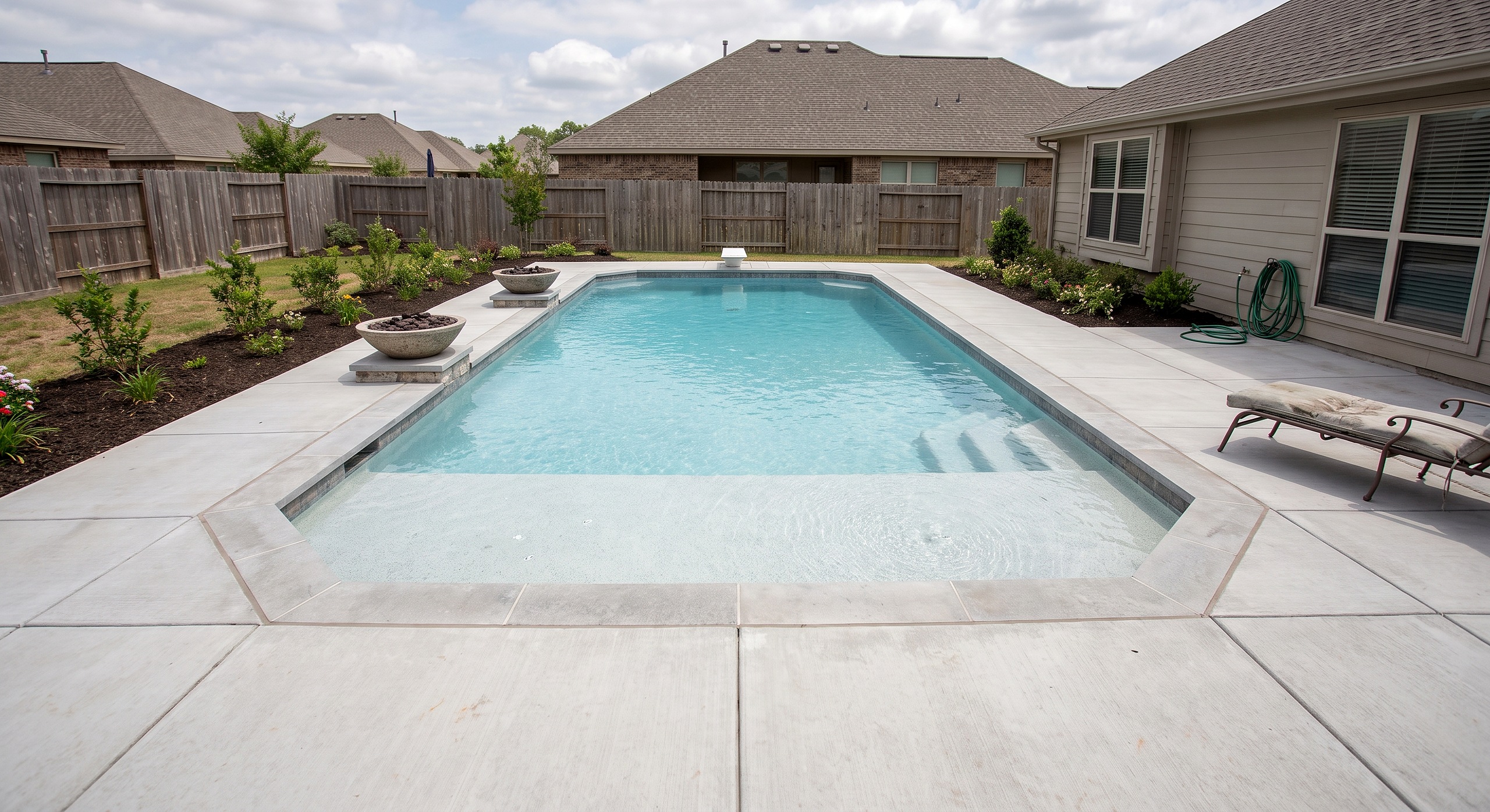 Linen Yard, Grecian / Classical pool