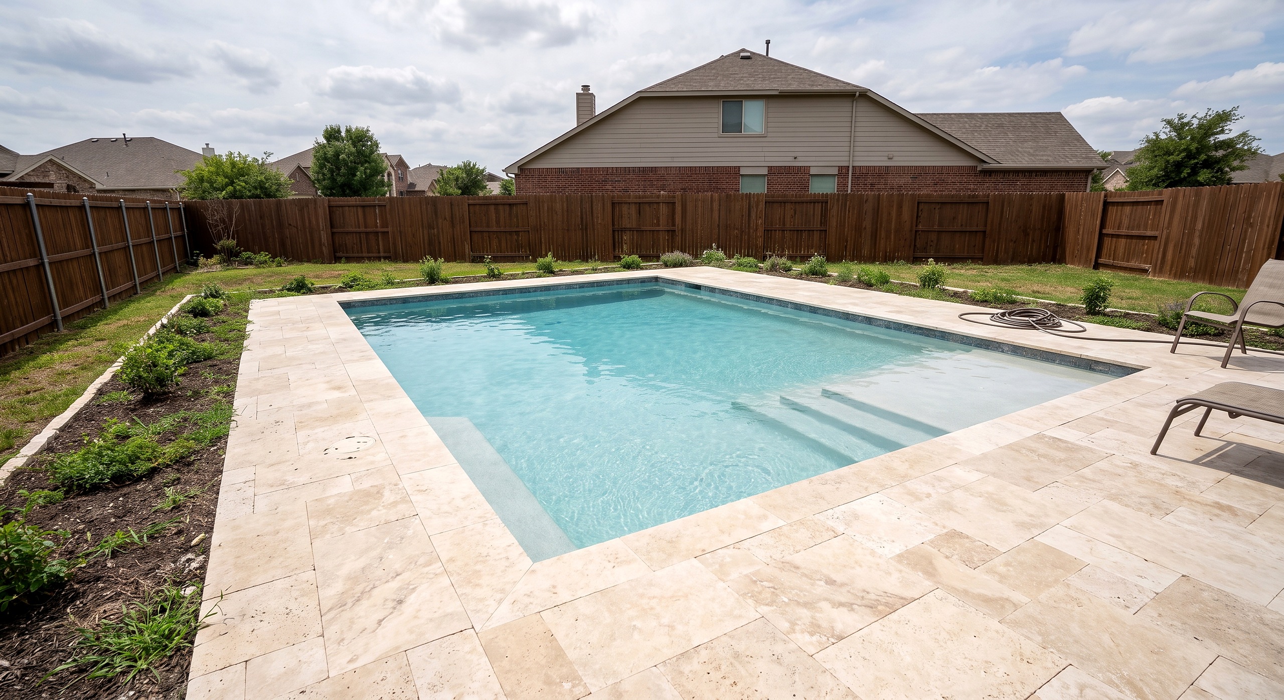 Maple Shelf, Rectangle pool