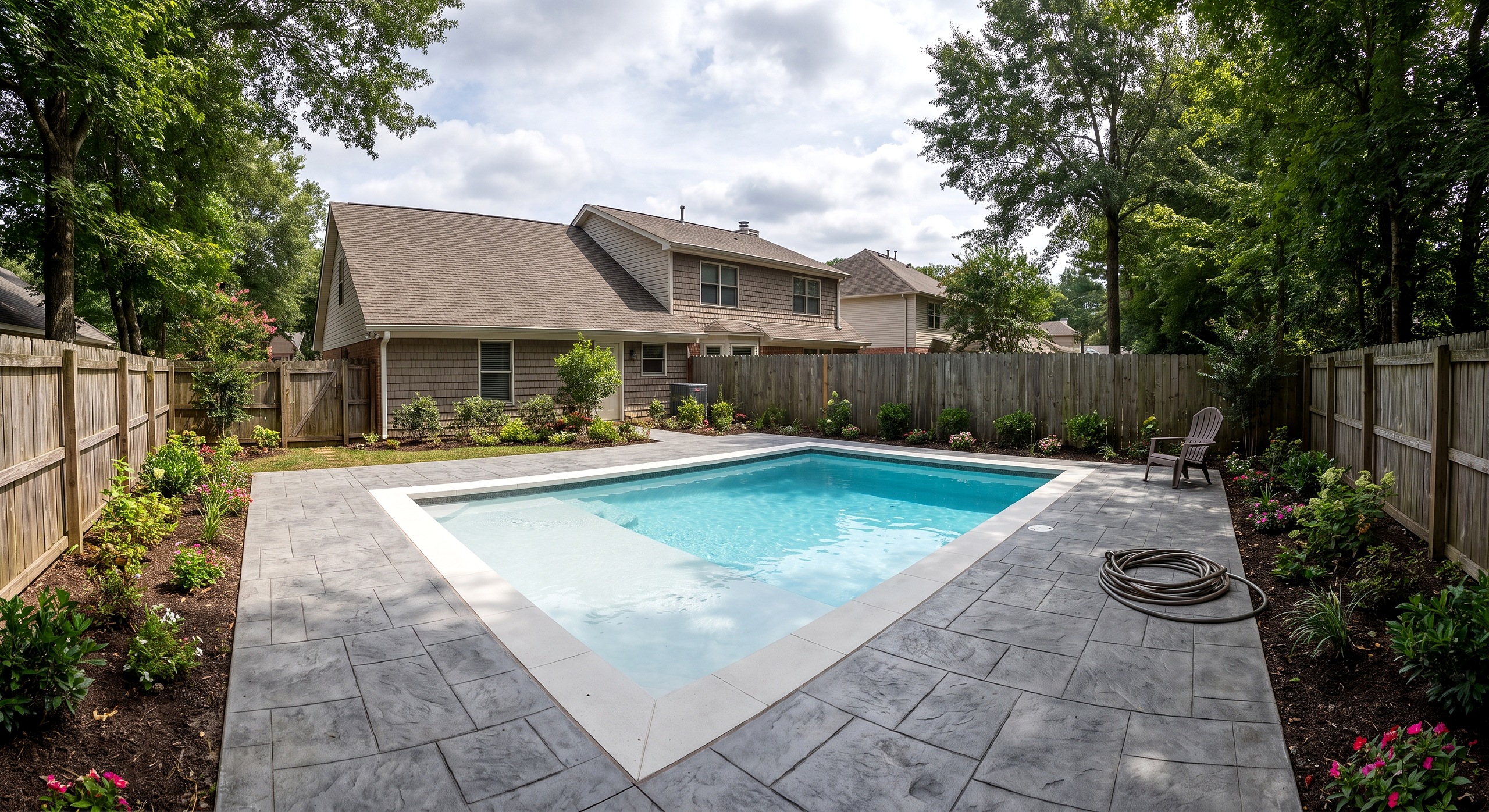 Briar Shelf, Cocktail pool