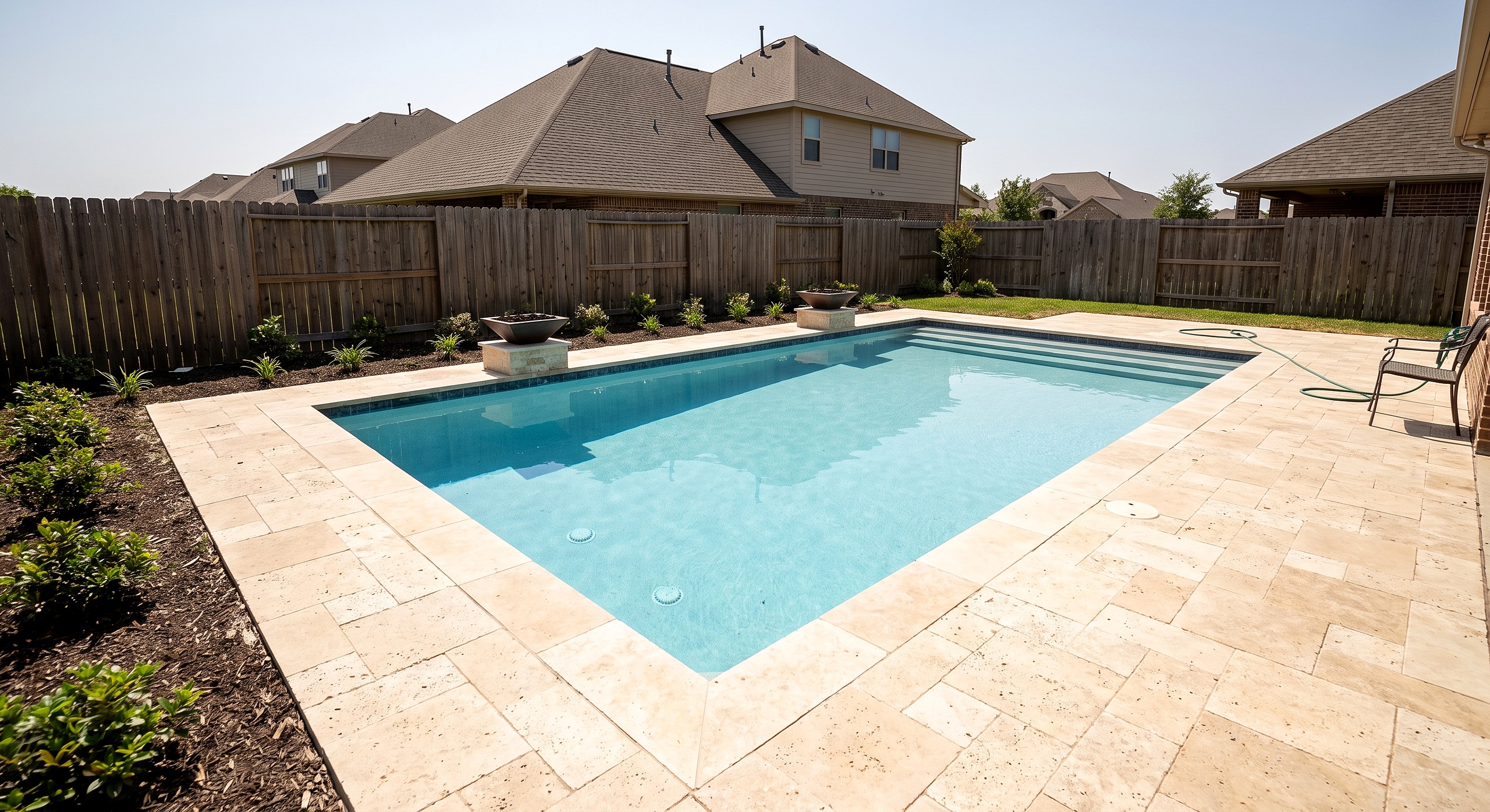 Cove House, Rectangle pool
