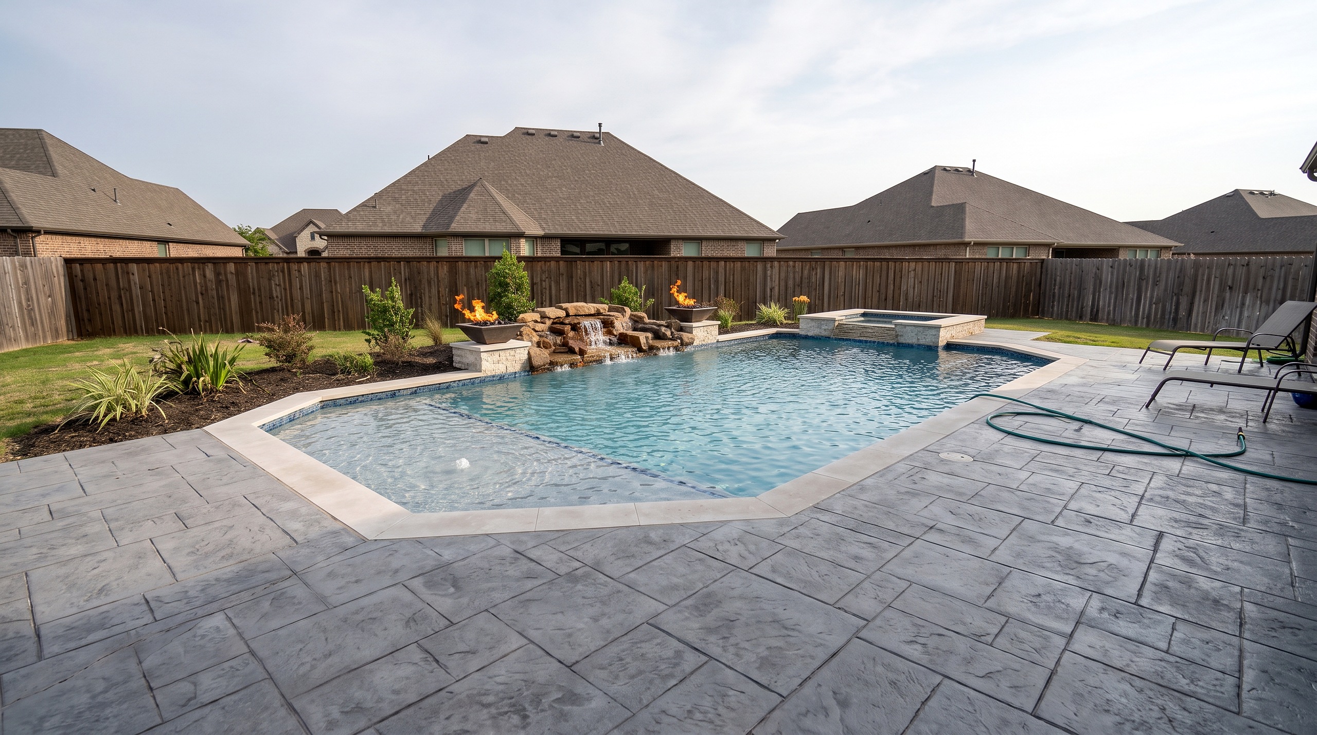 Cedar Grove, Grecian / Classical pool