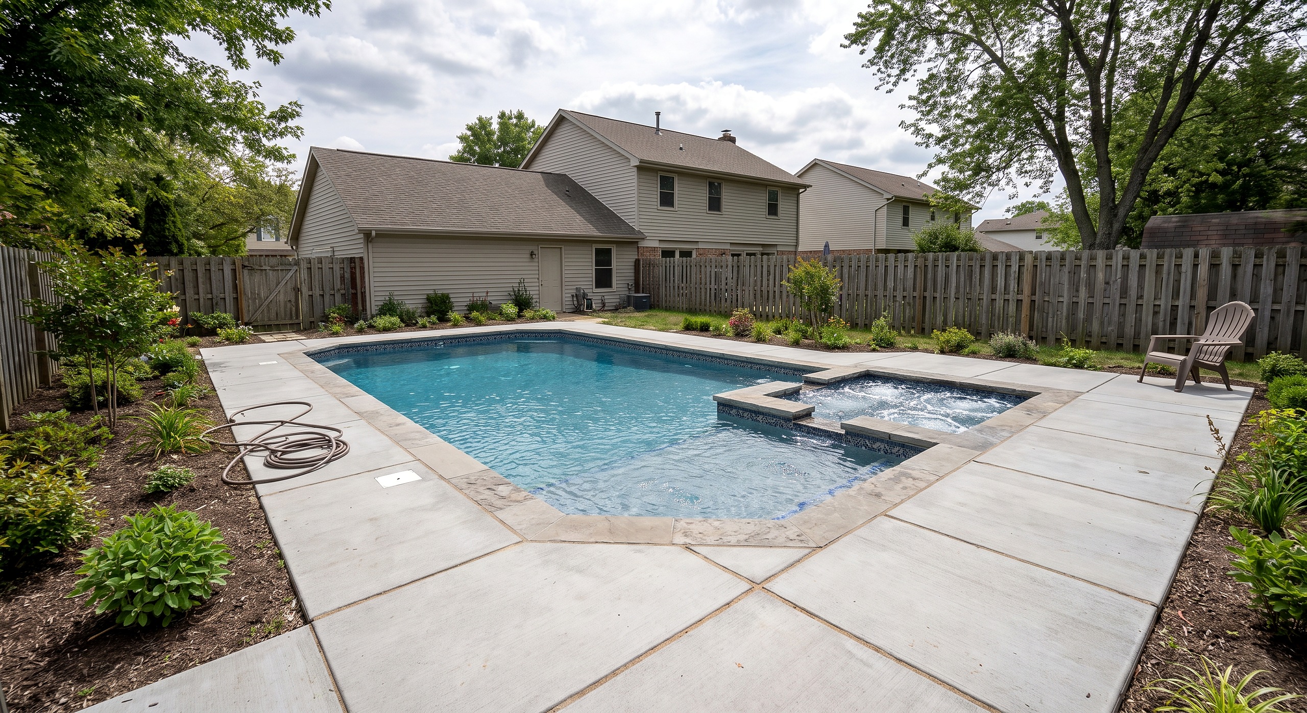 Drift Ridge, Grecian / Classical pool